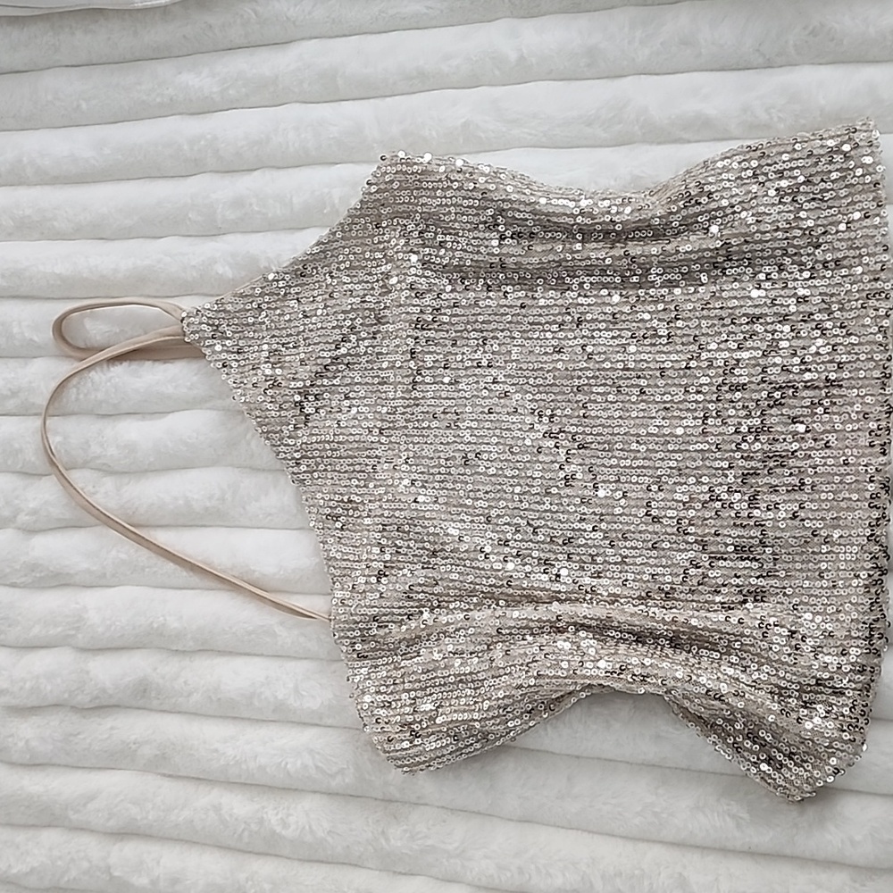Sequence one shoulder crop top
